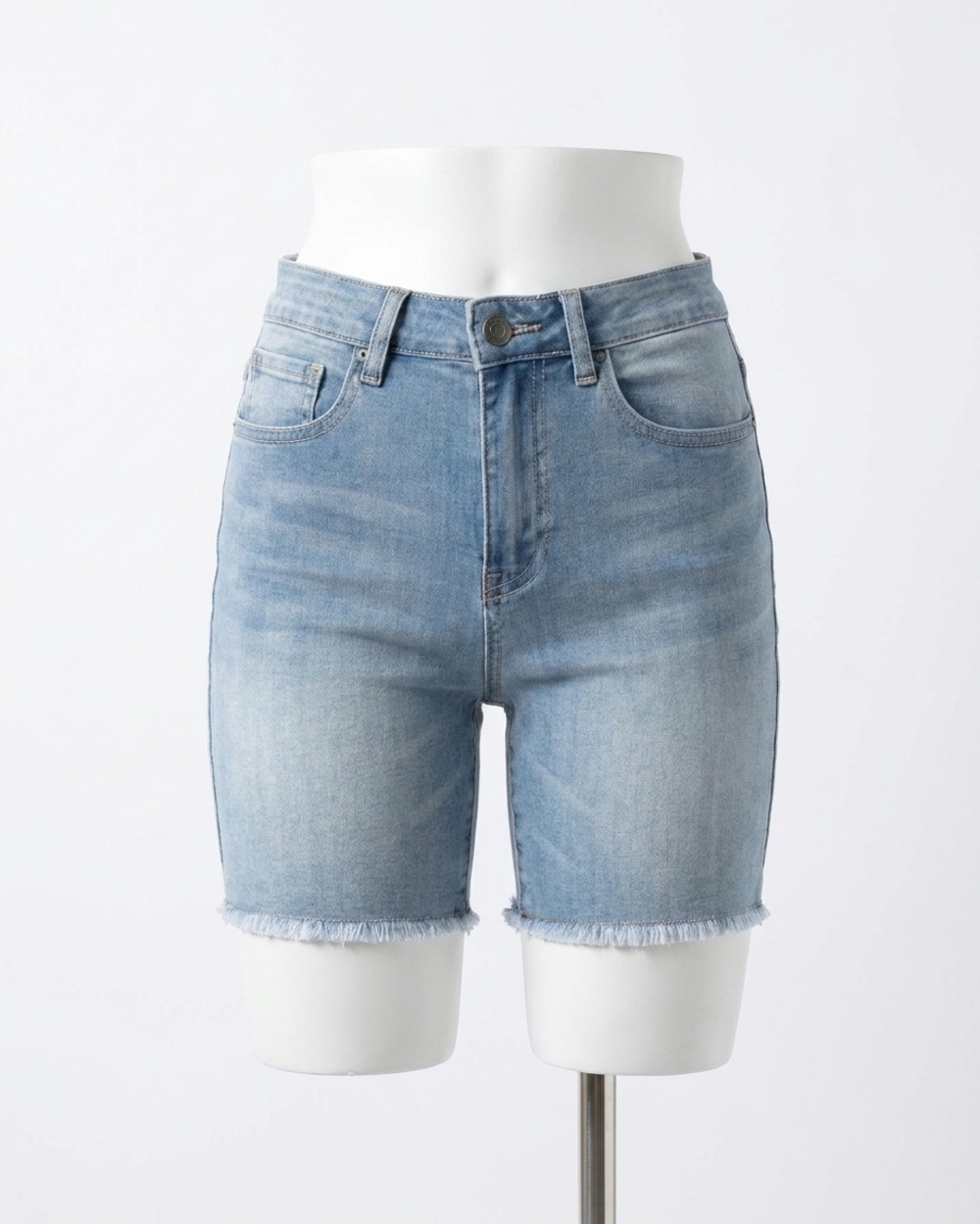 NEW GRACE AND LACE non-distressed 7” shorts in light midwash